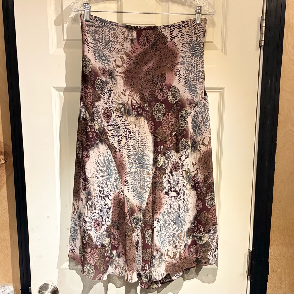 Reitmans Burgundy A-Line Floral Print Flowy Skirt - Size: 9